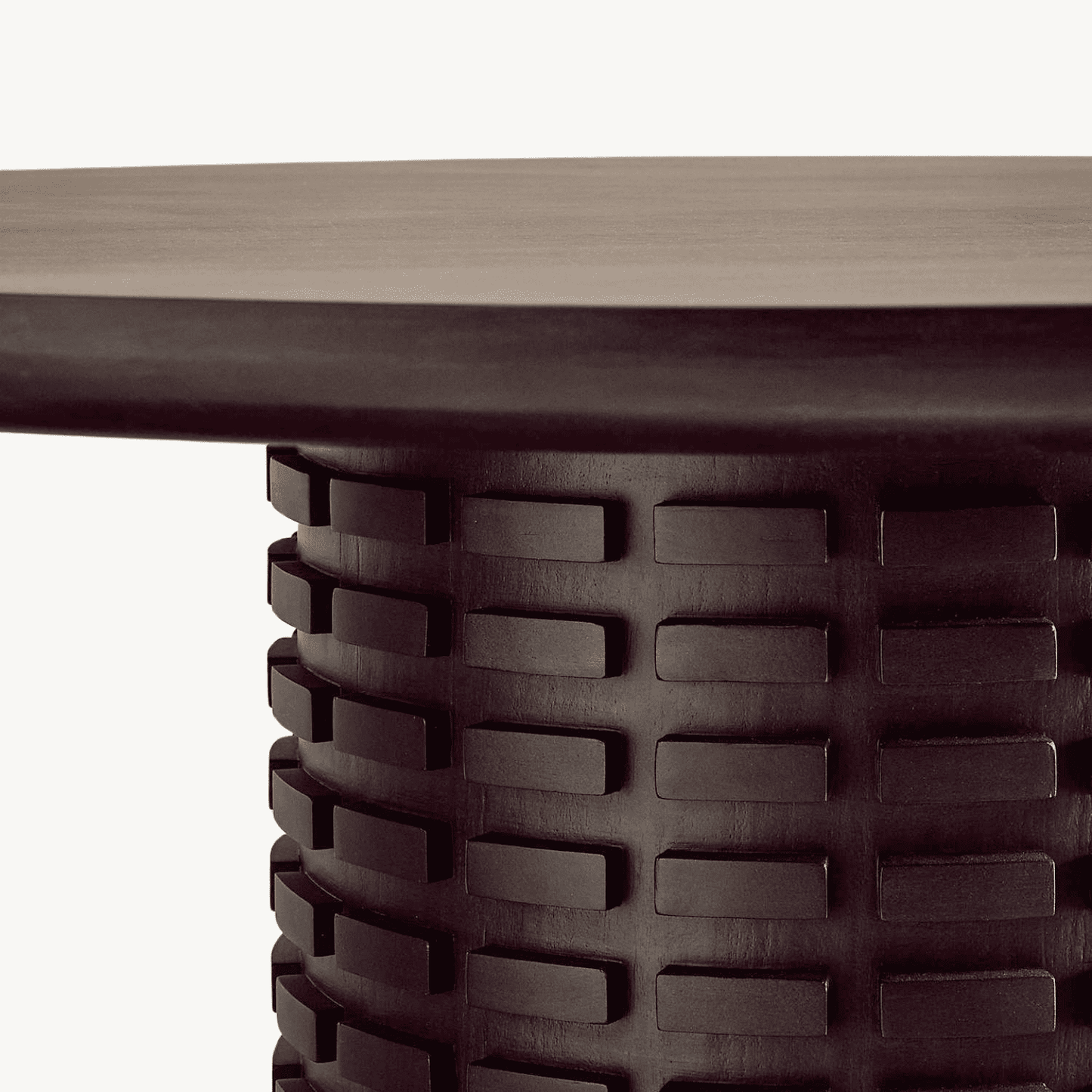 ARQ CIRCLE DING TABLE